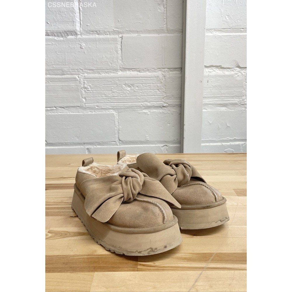 UGG Tazz Knot Sand Suede Platform Slip-On Slipper Women's Size 9